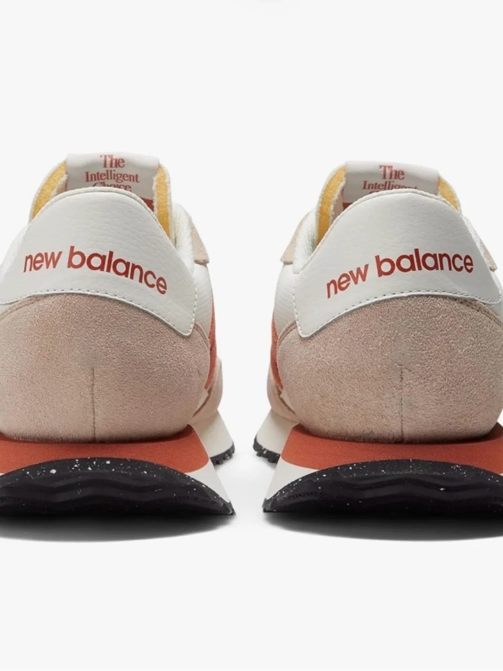 New Balance  Heritage Runners sneakers Sz 7 gym trails running outdoor